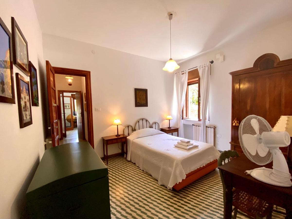 Villa Tana Pacenzia Чефалу Екстер'єр фото
